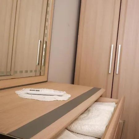 Serenity Apartment *